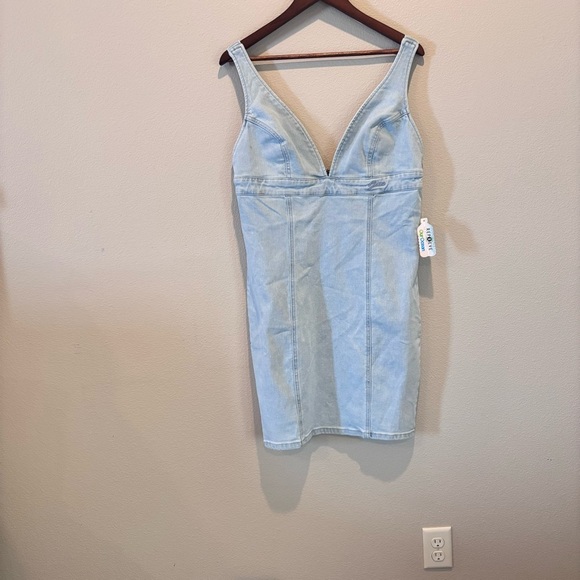 NWT GUESS Aida Sleeveless V-Neck Seamed Denim Dress,High Surf,XL,Cowgirl Western - Picture 3 of 16